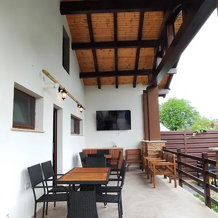 Agropensiunea Anotimpuri Vakantiehuis Albestii Paminteni